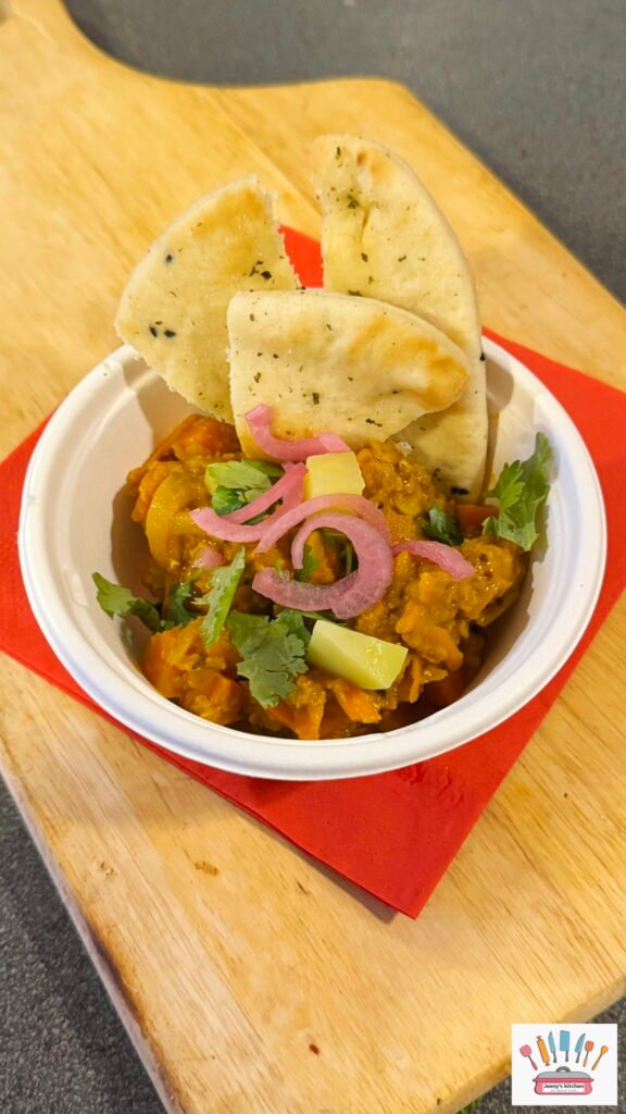 Dhal met naan brood Dhal met naan brood